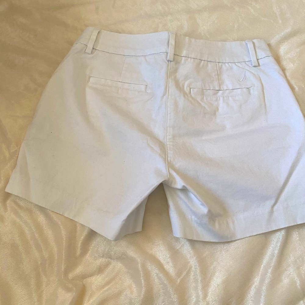 White Nautica cotton shorts